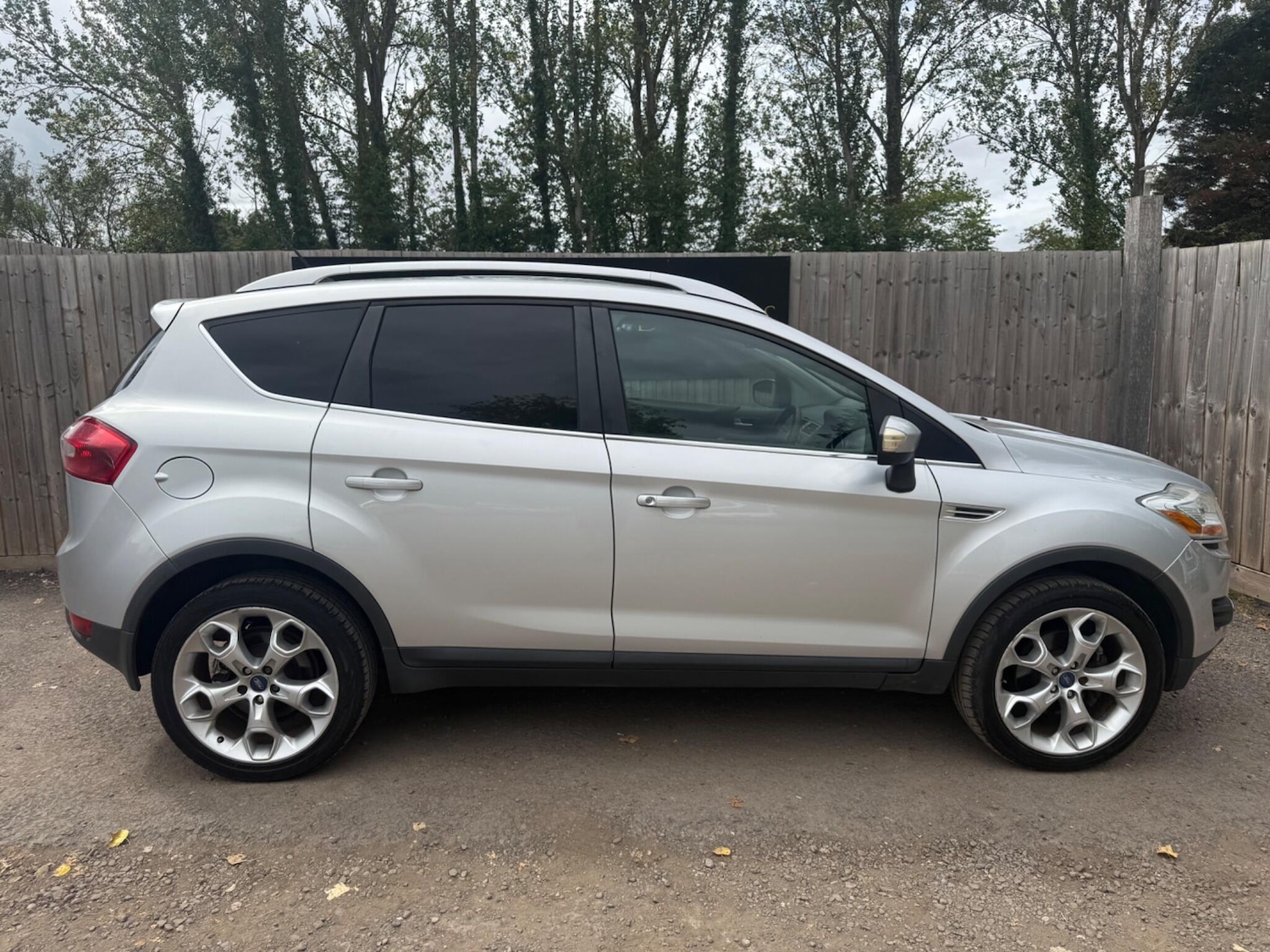 Used Ford Kuga 2011 for sale - 76608589: Photo 7