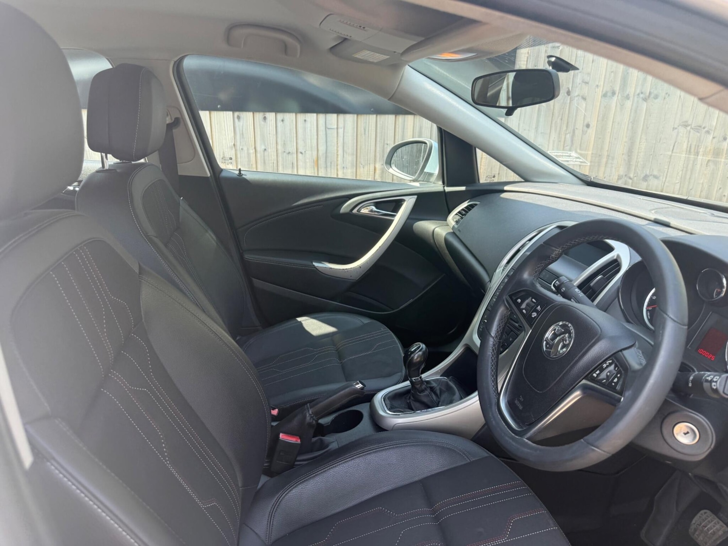 Used Vauxhall Astra 2013 for sale - 76608019: Photo 10