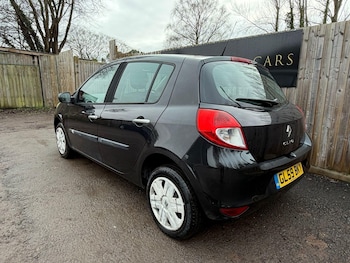 Used Renault Clio 2009 for sale - 77174587: Photo
