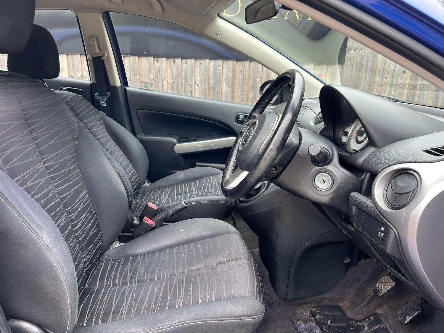 Used Mazda Mazda2 2009 for sale - 76607409: Photo 10