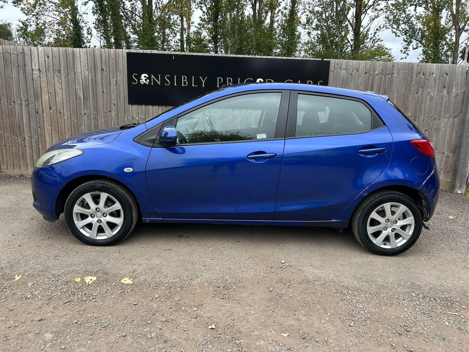 Used Mazda Mazda2 2009 for sale - 76607409: Photo 5