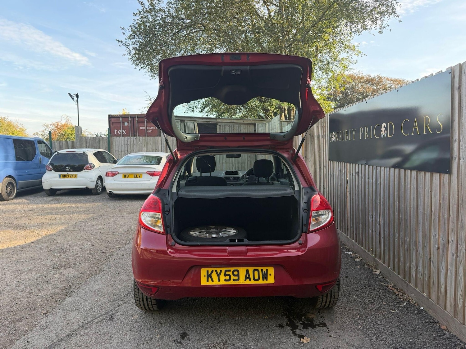 Used Renault Clio 2009 for sale - 76607877: Photo 7