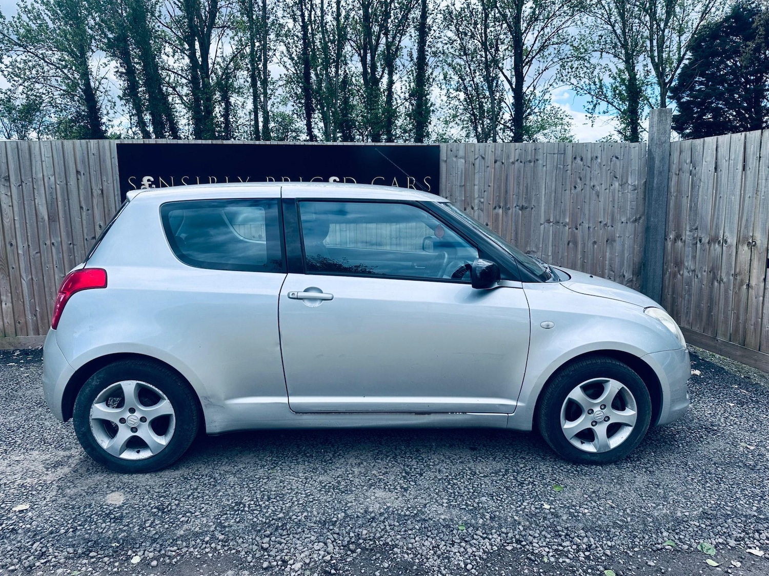 Used Suzuki Swift 2008 for sale - 76607573: Photo 5