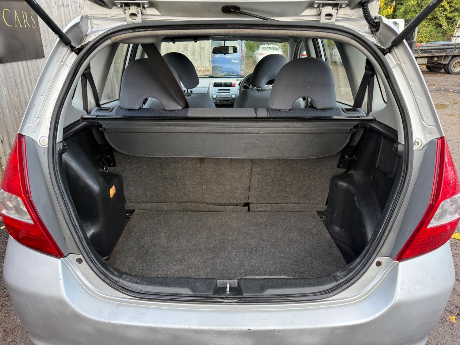 Used Honda Jazz 2003 for sale - 76608305: Photo 12