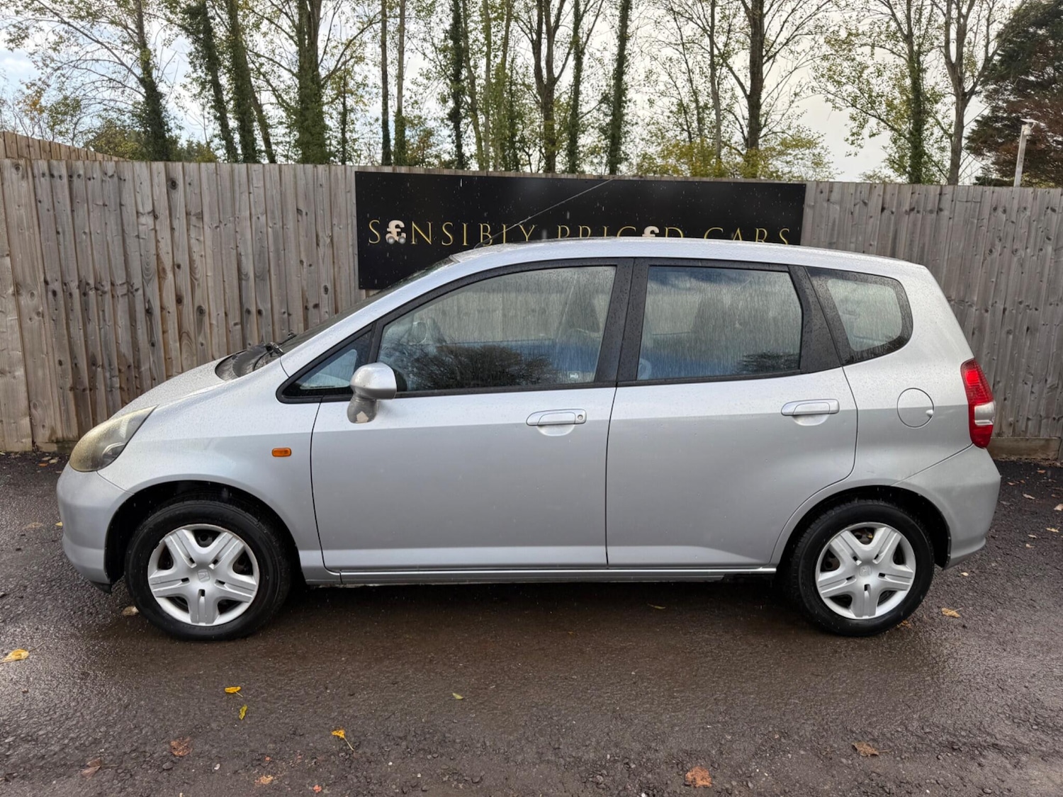 Used Honda Jazz 2003 for sale - 76608305: Photo 5