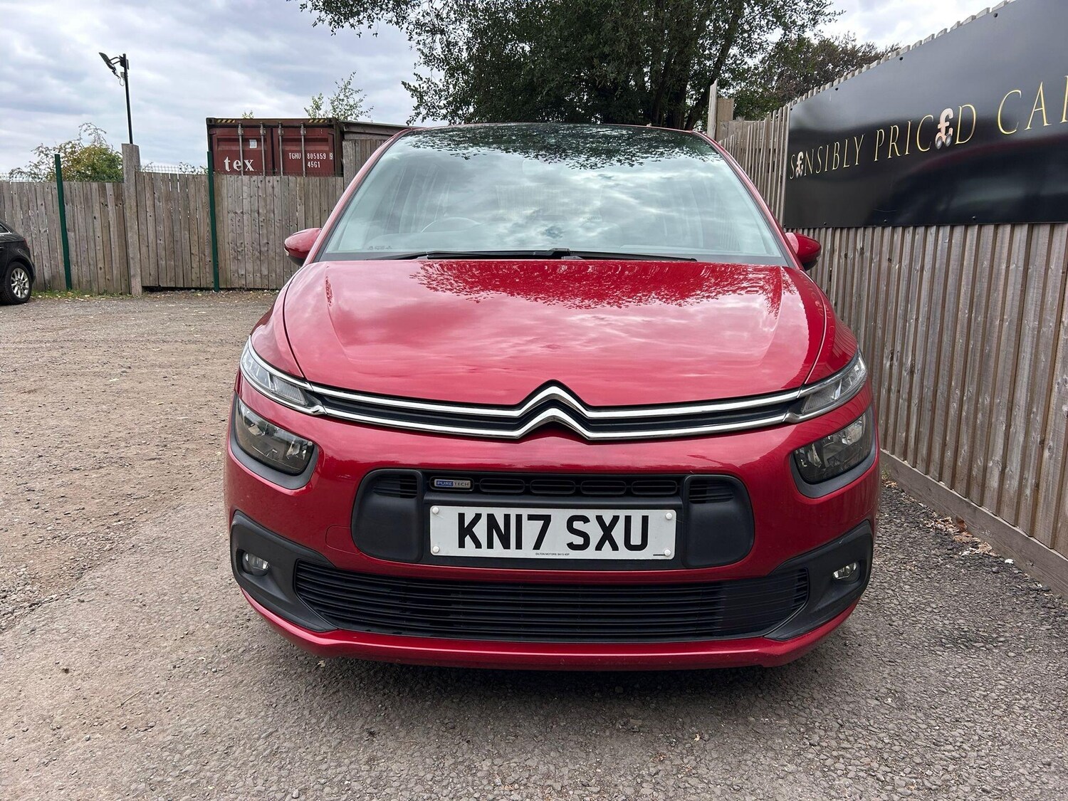 Used Citroen C4 Grand Picasso 2017 for sale - 76607351: Photo 2