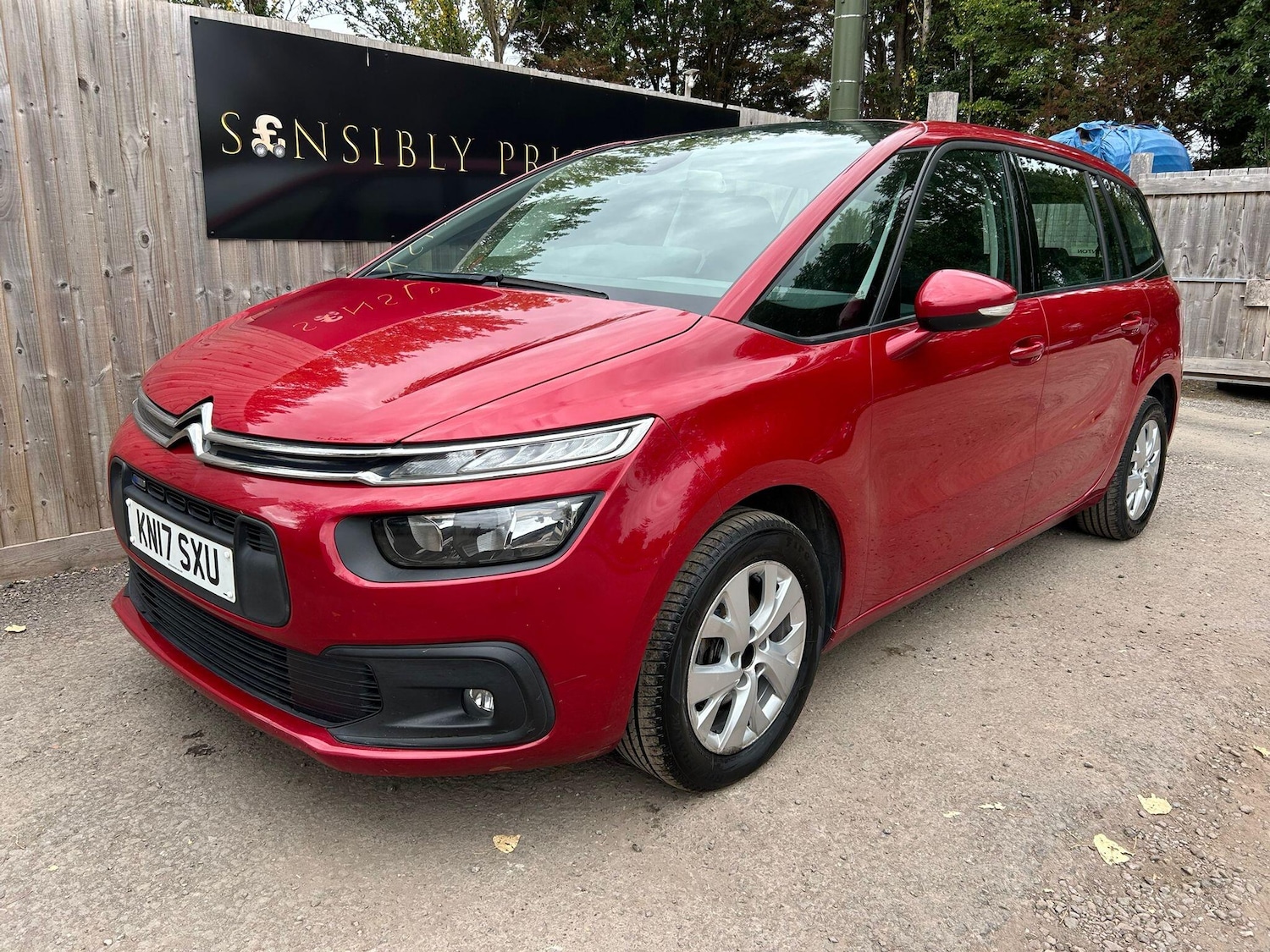 Used Citroen C4 Grand Picasso 2017 for sale - 76607351: Photo 3