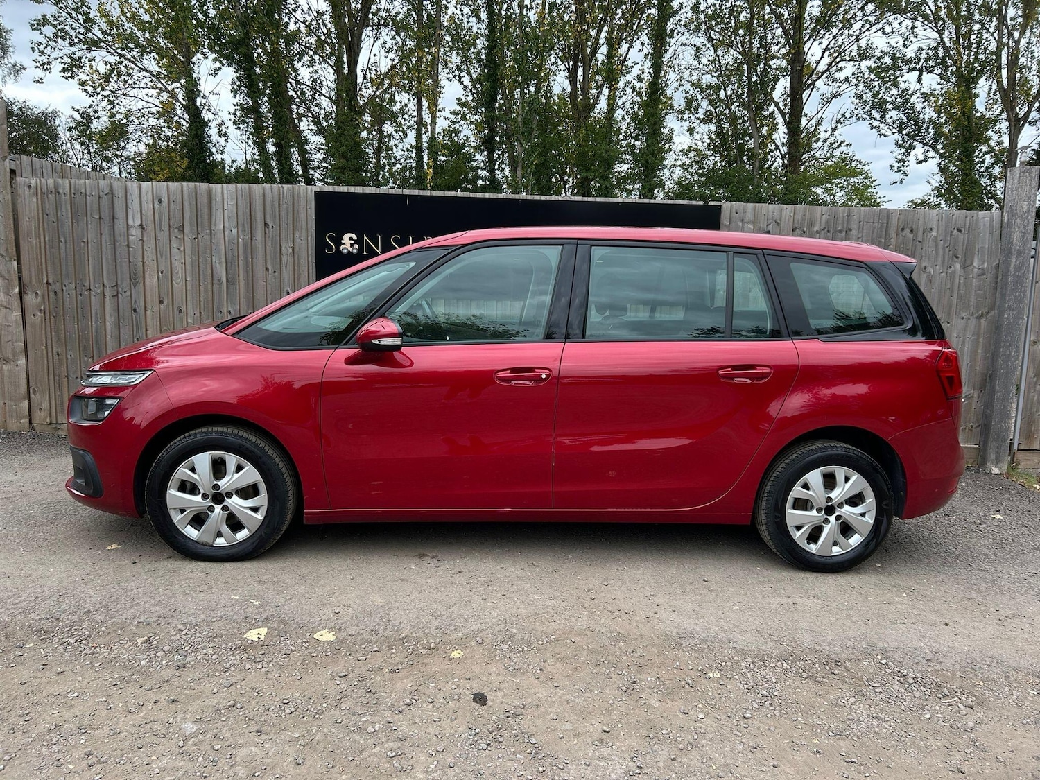 Used Citroen C4 Grand Picasso 2017 for sale - 76607351: Photo 5