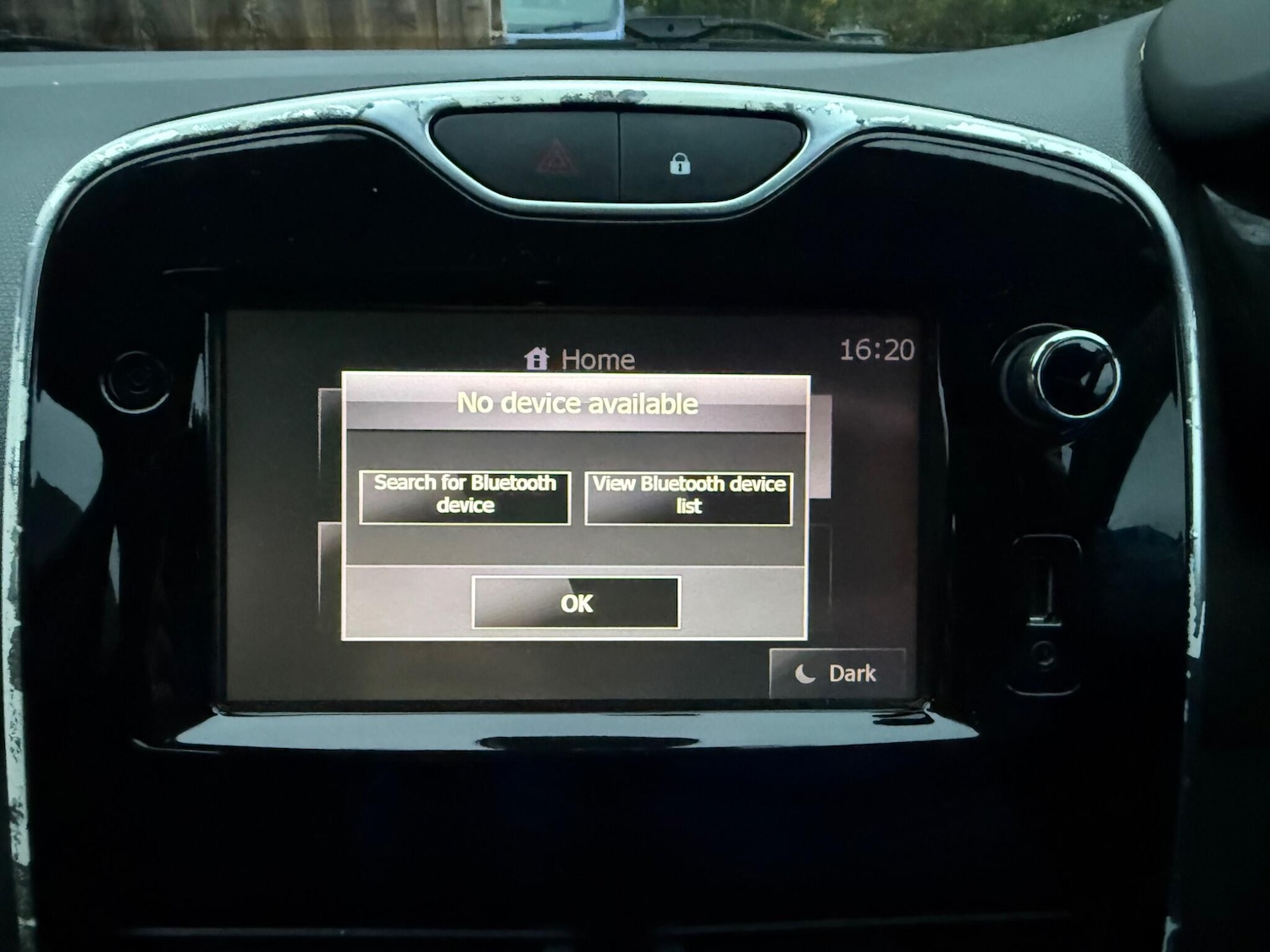 Used Renault Clio 2015 for sale - 76607687: Photo 10