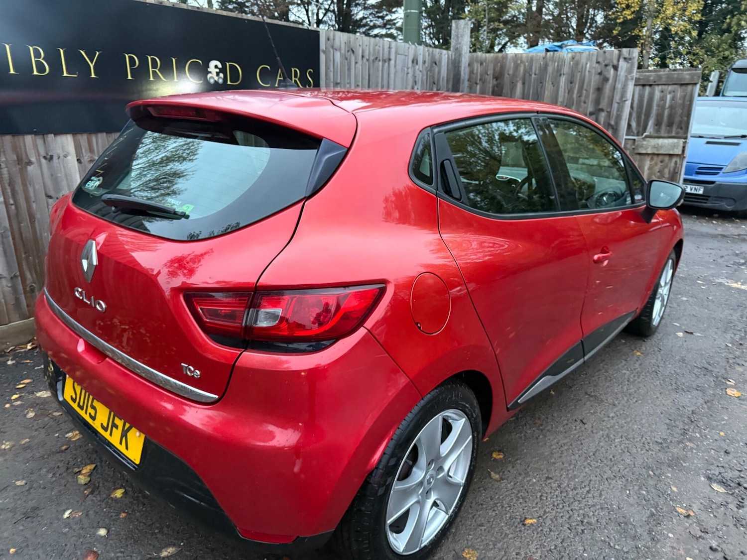 Used Renault Clio 2015 for sale - 76607687: Photo 5