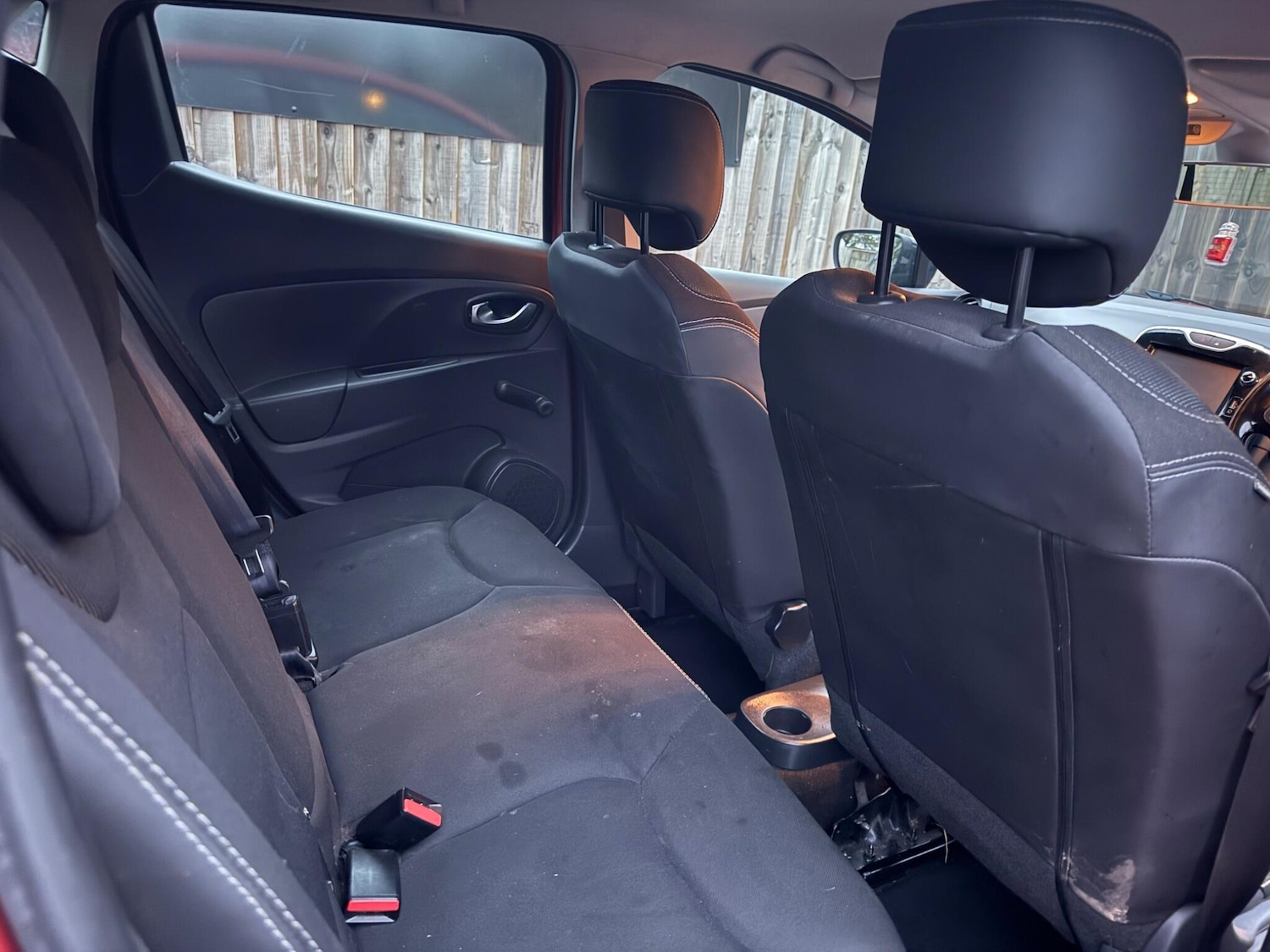 Used Renault Clio 2015 for sale - 76607687: Photo 8