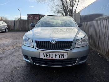 Used Skoda Octavia 2010 for sale - 77081410: Photo