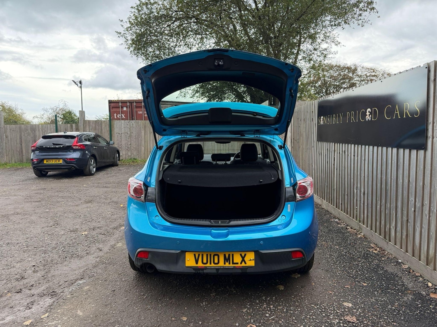 Used Mazda Mazda3 2010 for sale - 76608541: Photo 12