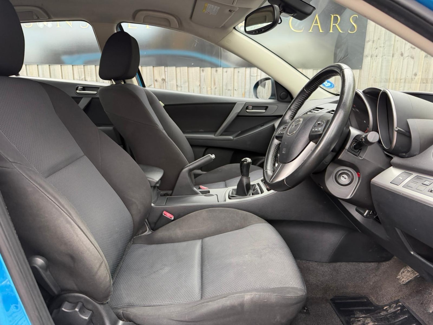 Used Mazda Mazda3 2010 for sale - 76608541: Photo 8