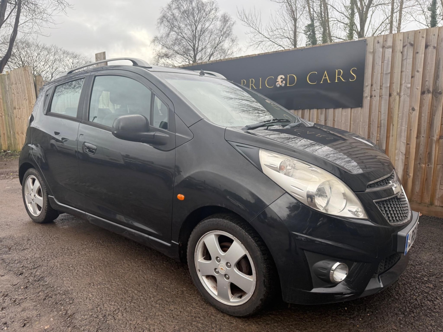 Used Chevrolet Spark 2011 for sale - 76607977: Photo 1