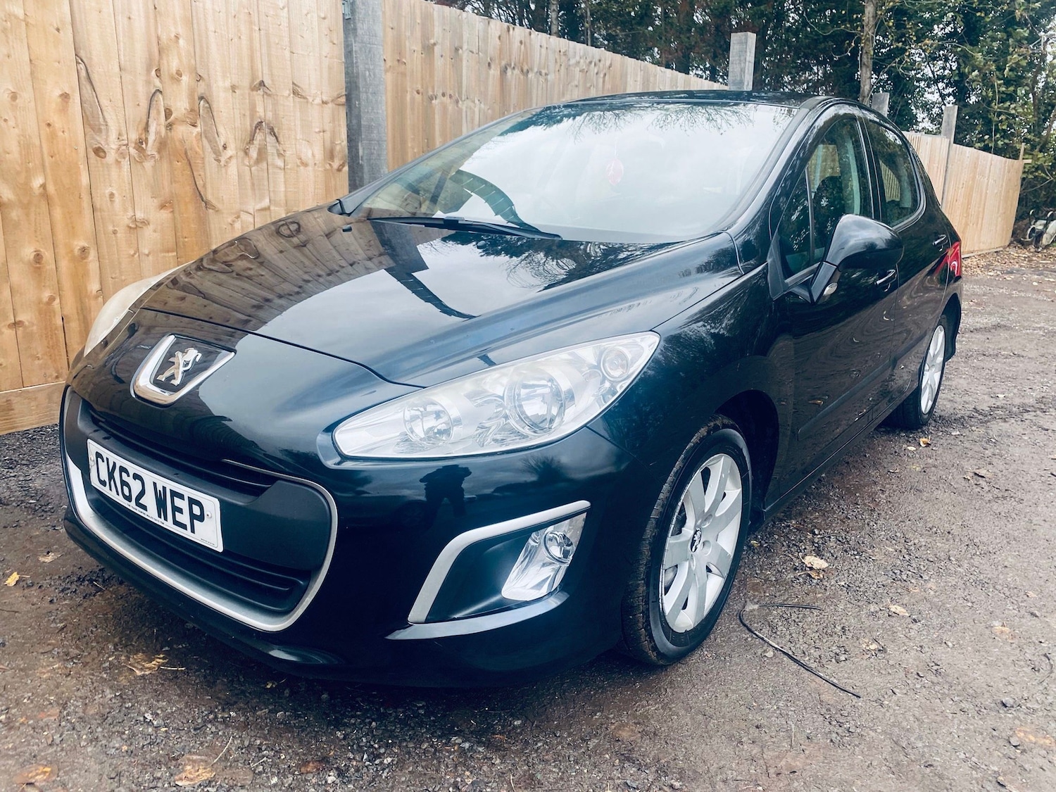 Used Peugeot 308 2012 for sale - 76666562: Photo 3