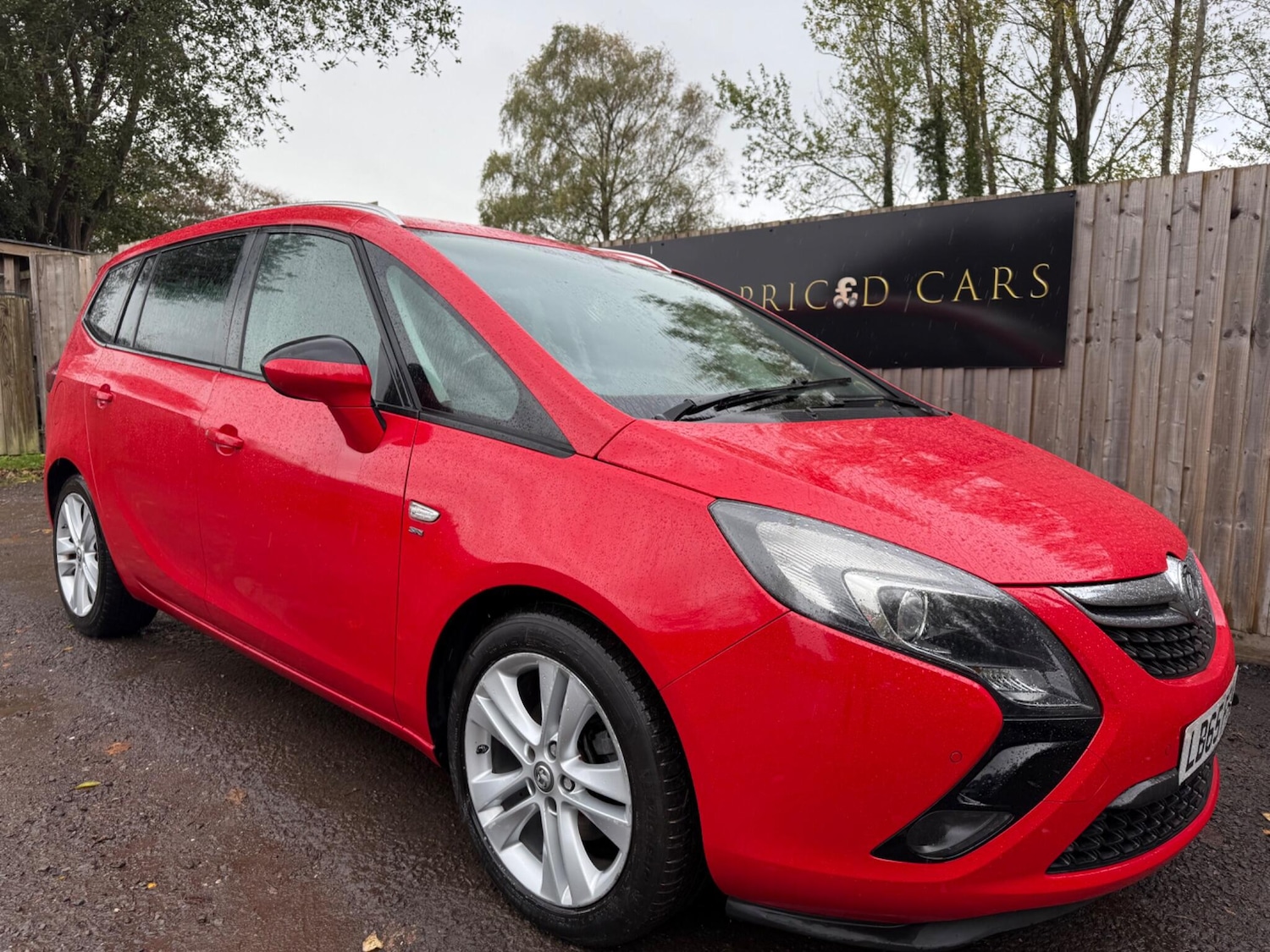 Used Vauxhall Zafira Tourer 2016 for sale - 76608528: Photo 1