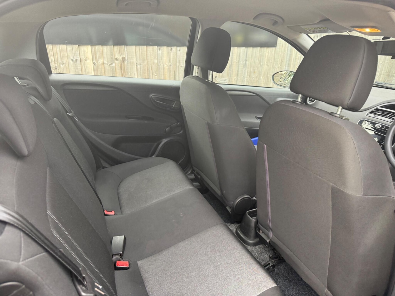 Used Fiat Punto 2017 for sale - 76607291: Photo 11