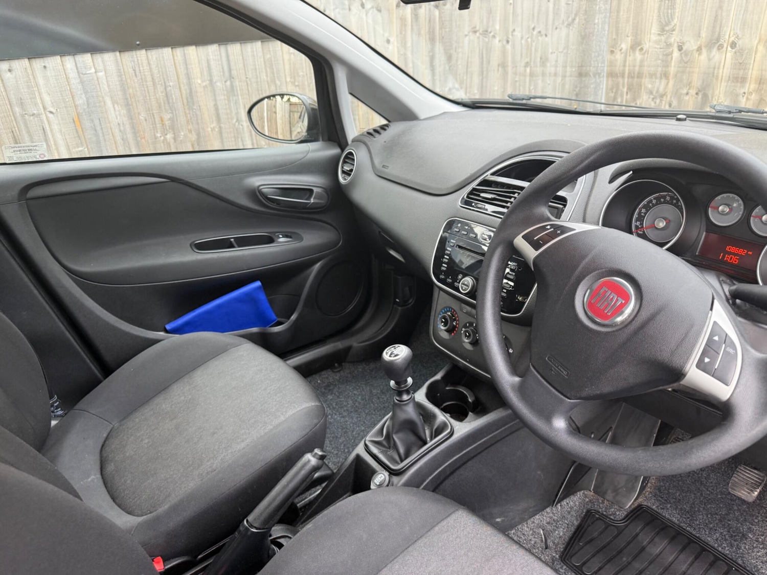 Used Fiat Punto 2017 for sale - 76607291: Photo 9