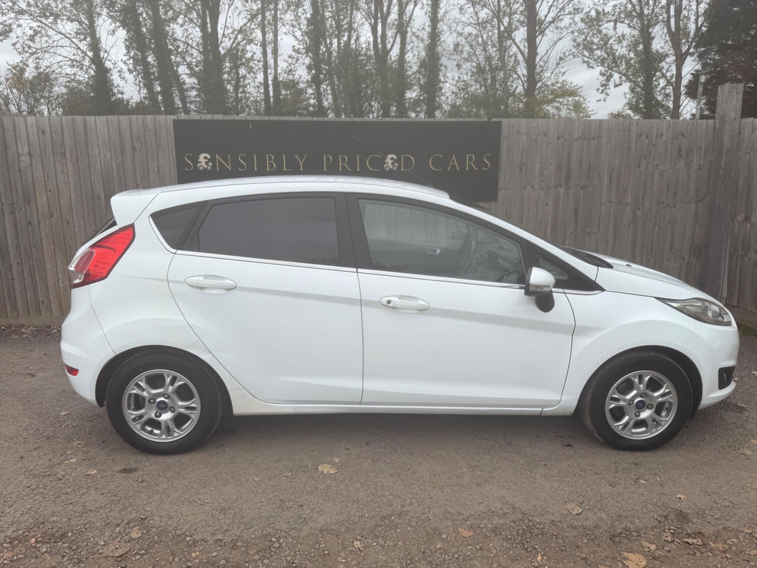 Used Ford Fiesta 2013 for sale - 76608498: Photo 7