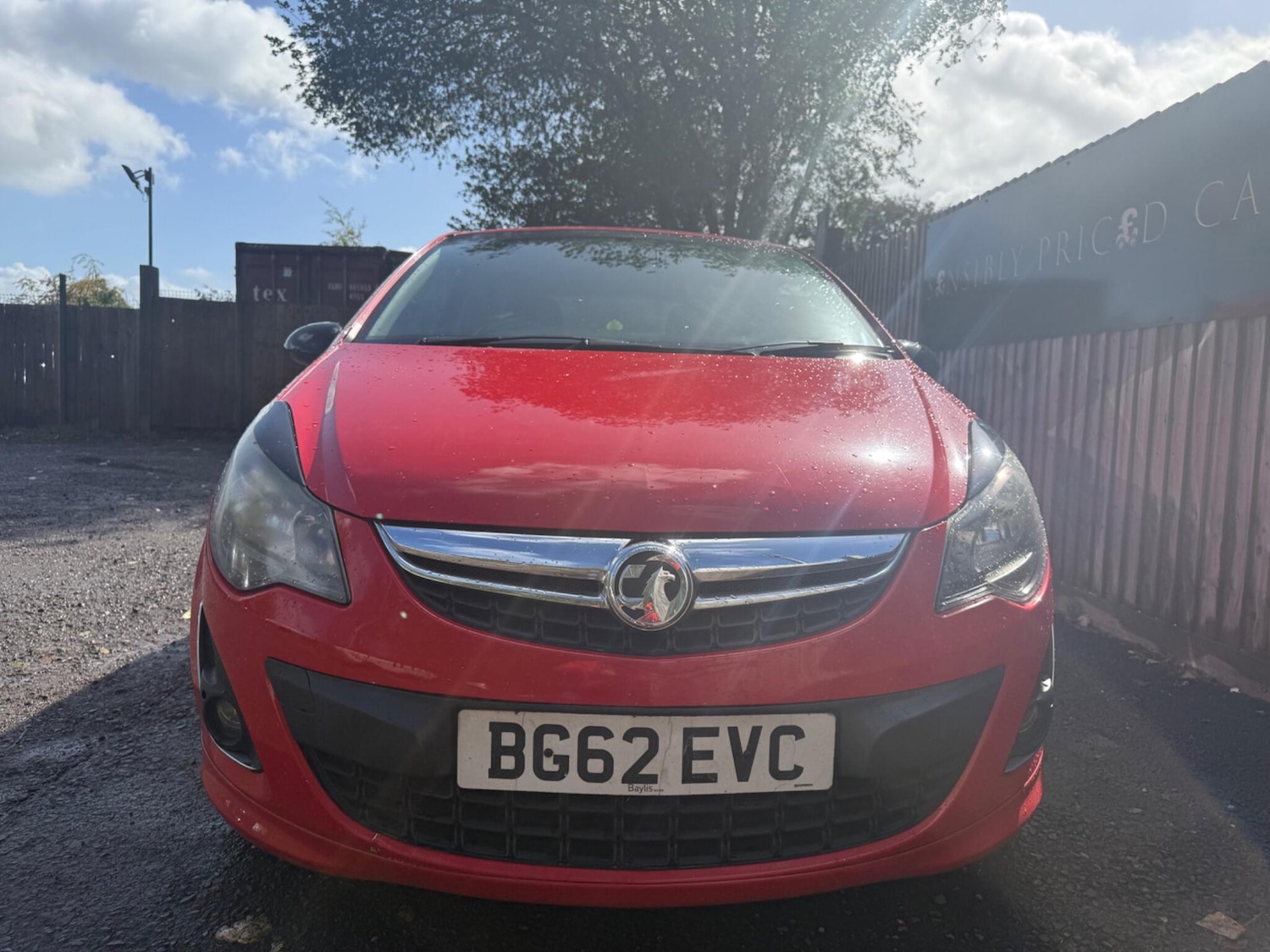 Used Vauxhall Corsa 2012 for sale - 76607190: Photo 2