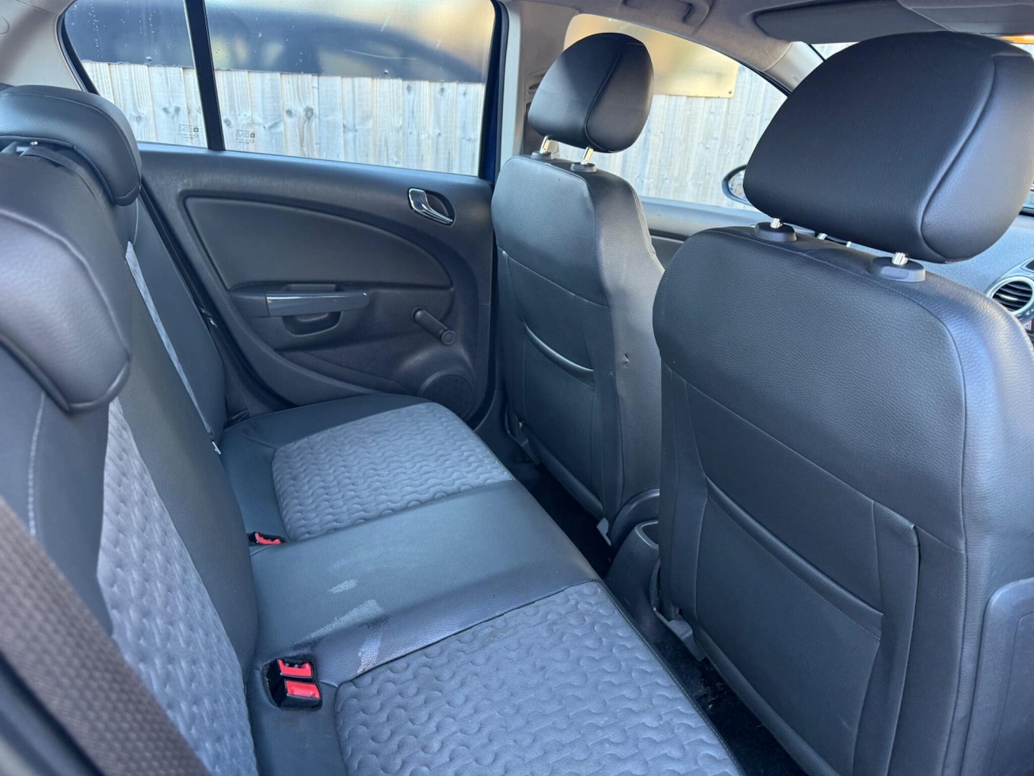 Used Vauxhall Corsa 2011 for sale - 77098122: Photo 11