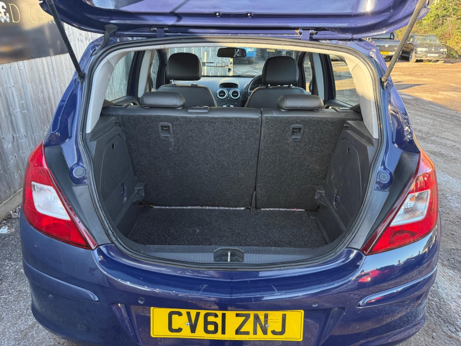 Used Vauxhall Corsa 2011 for sale - 77098122: Photo 12