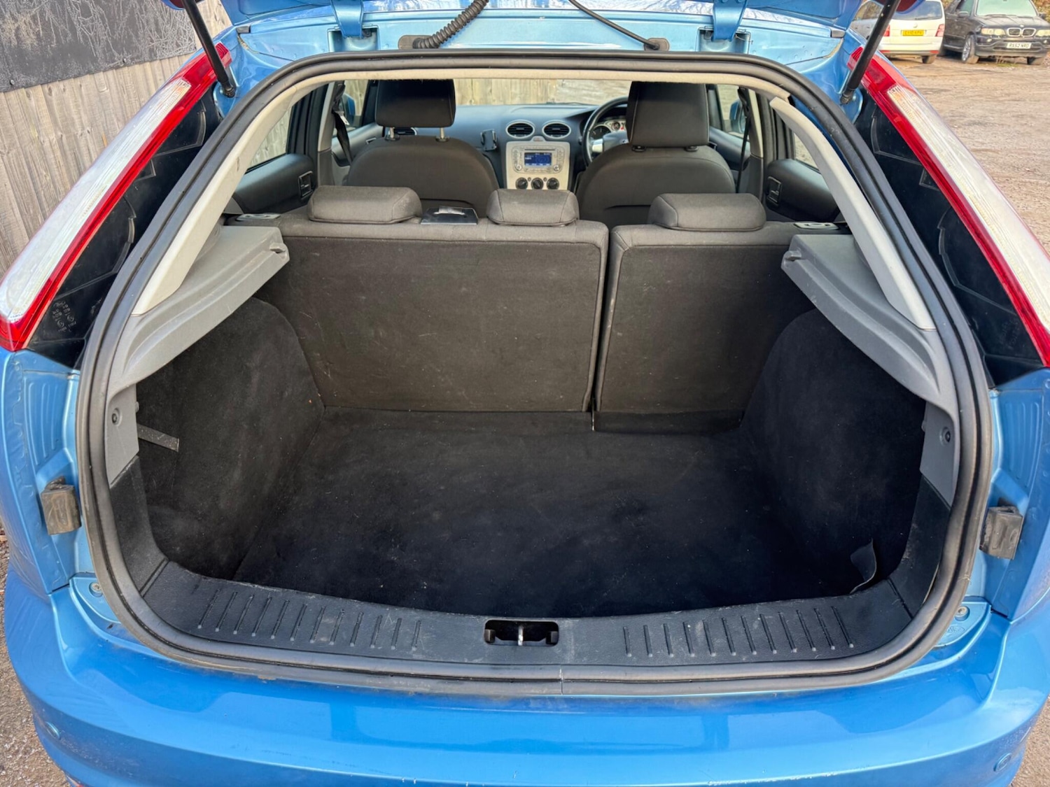 Used Ford Focus 2011 for sale - 77109168: Photo 12