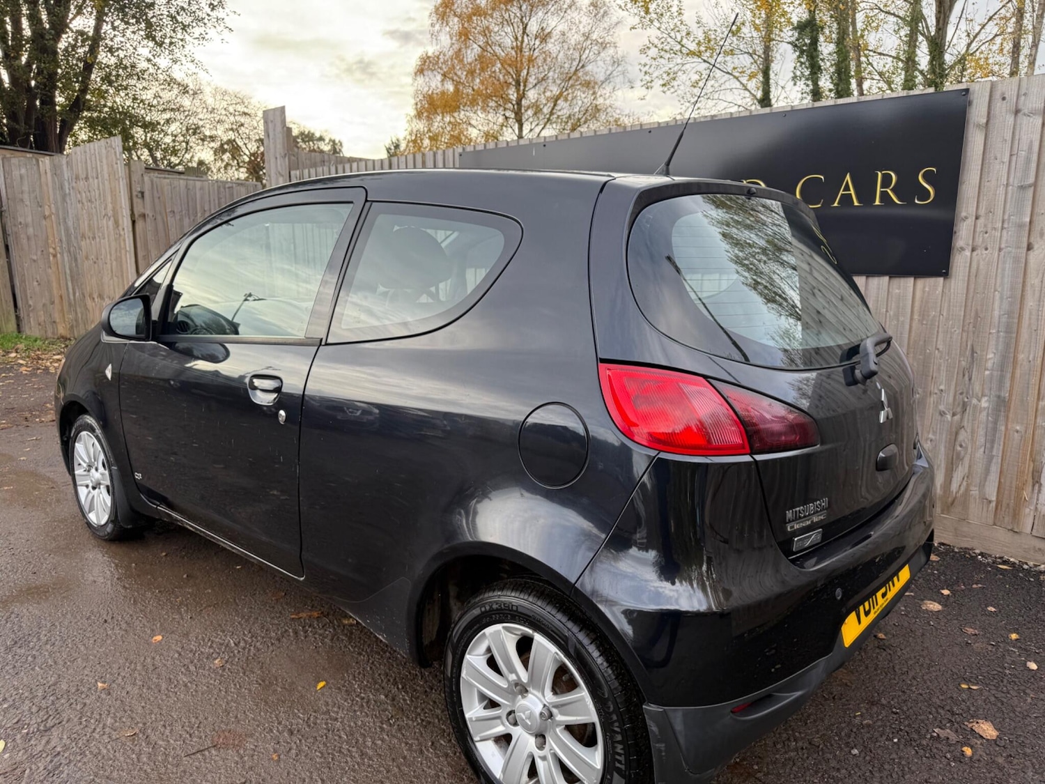 Used Mitsubishi Colt 2011 for sale - 76607404: Photo 3