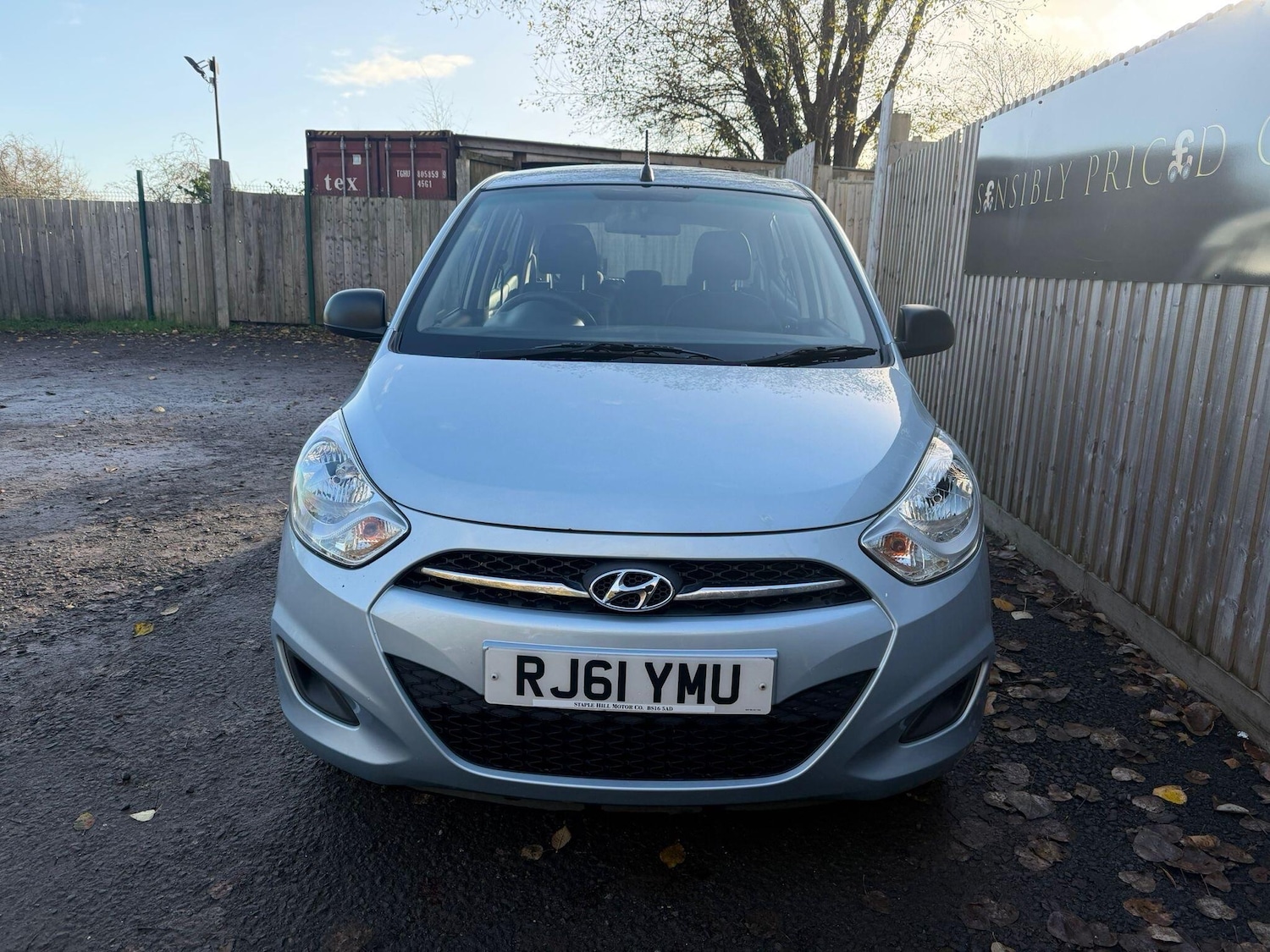 Used Hyundai i10 2011 for sale - 76727181: Photo 2