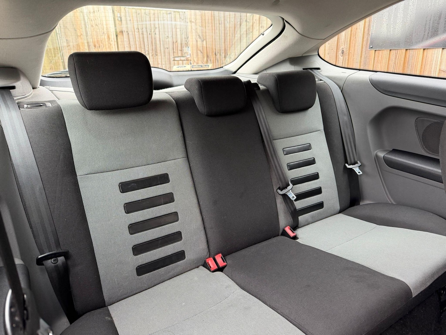 Used Ford Focus 2010 for sale - 76743135: Photo 10