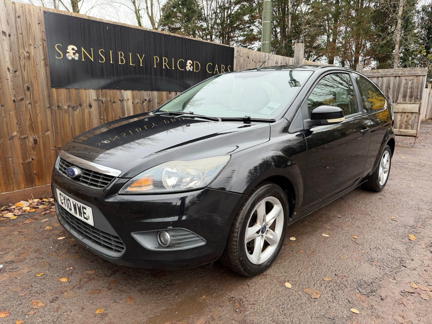 Used Ford Focus 2010 for sale - 76743135: Photo 3