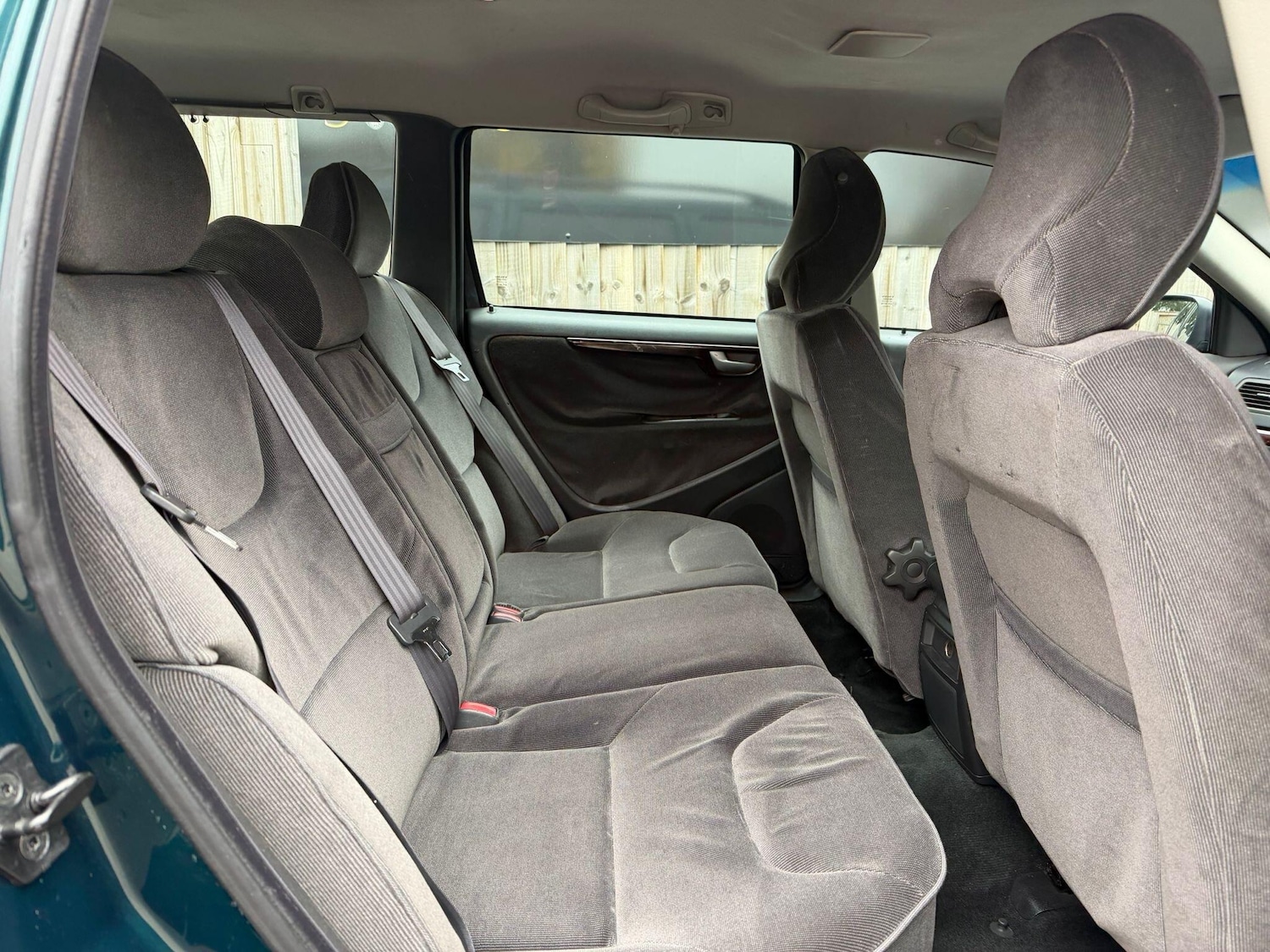 Used Volvo V70 2002 for sale - 76608473: Photo 12