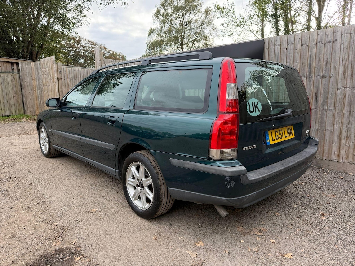 Used Volvo V70 2002 for sale - 76608473: Photo 4