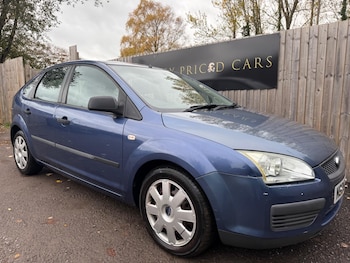 Used Ford Focus 2005 for sale - 76608335: Photo