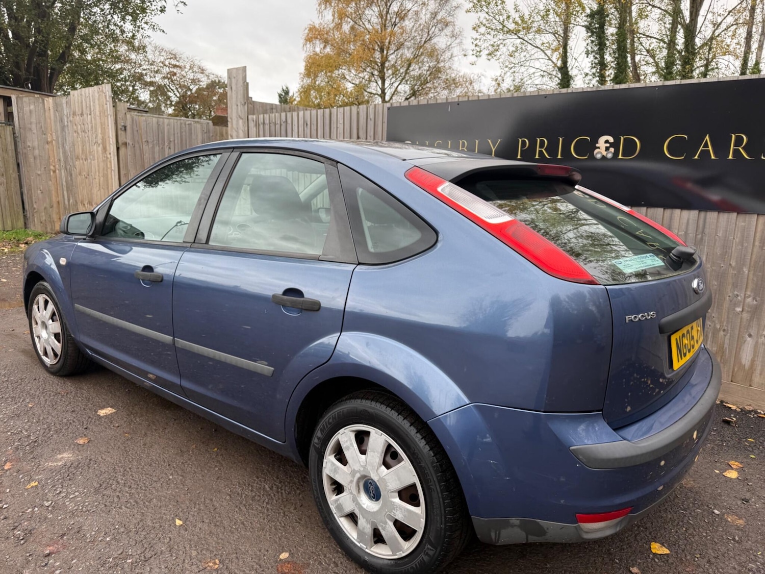 Used Ford Focus 2005 for sale - 76608335: Photo 4