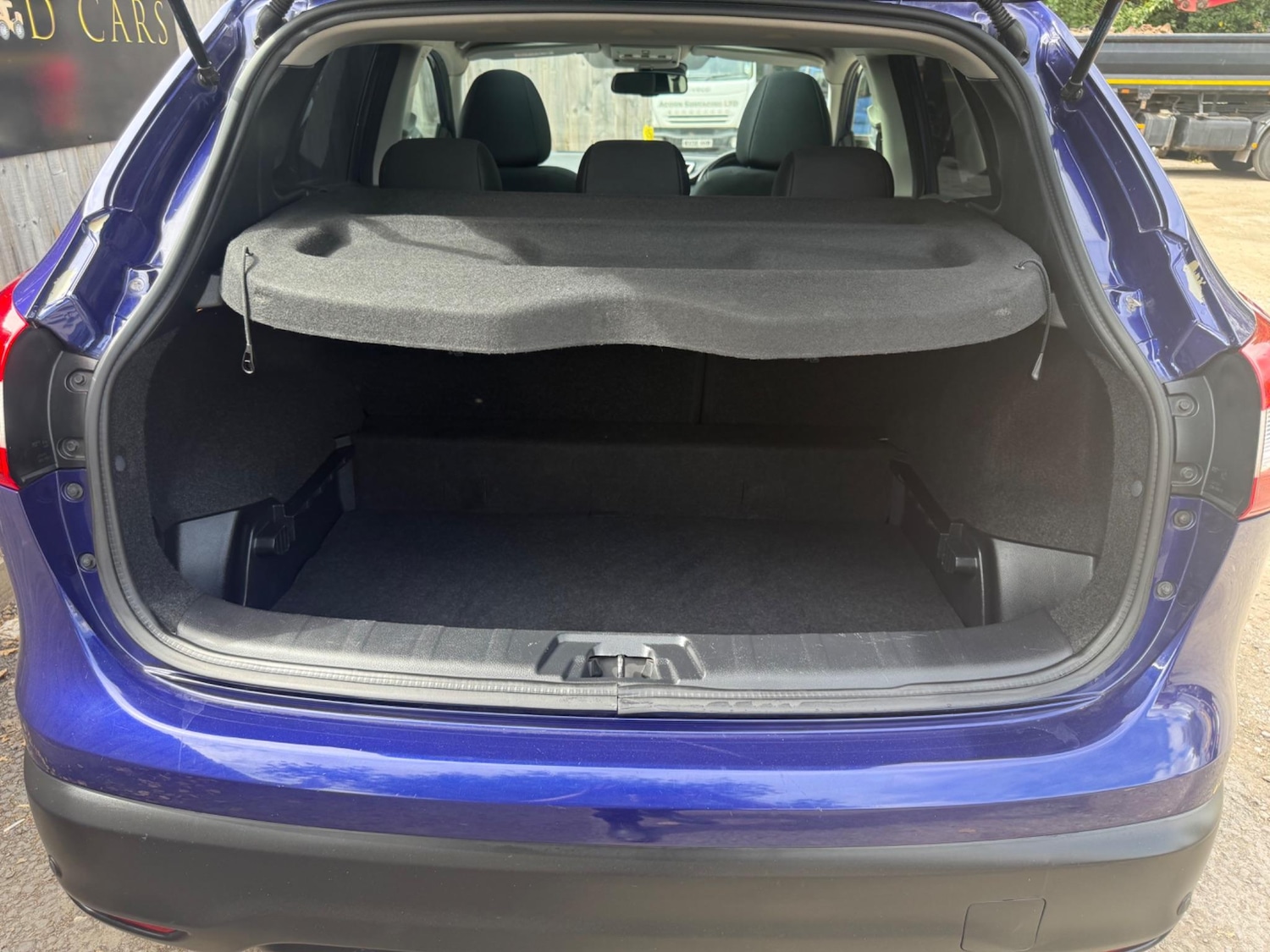 Used Nissan Qashqai 2015 for sale - 76608338: Photo 16