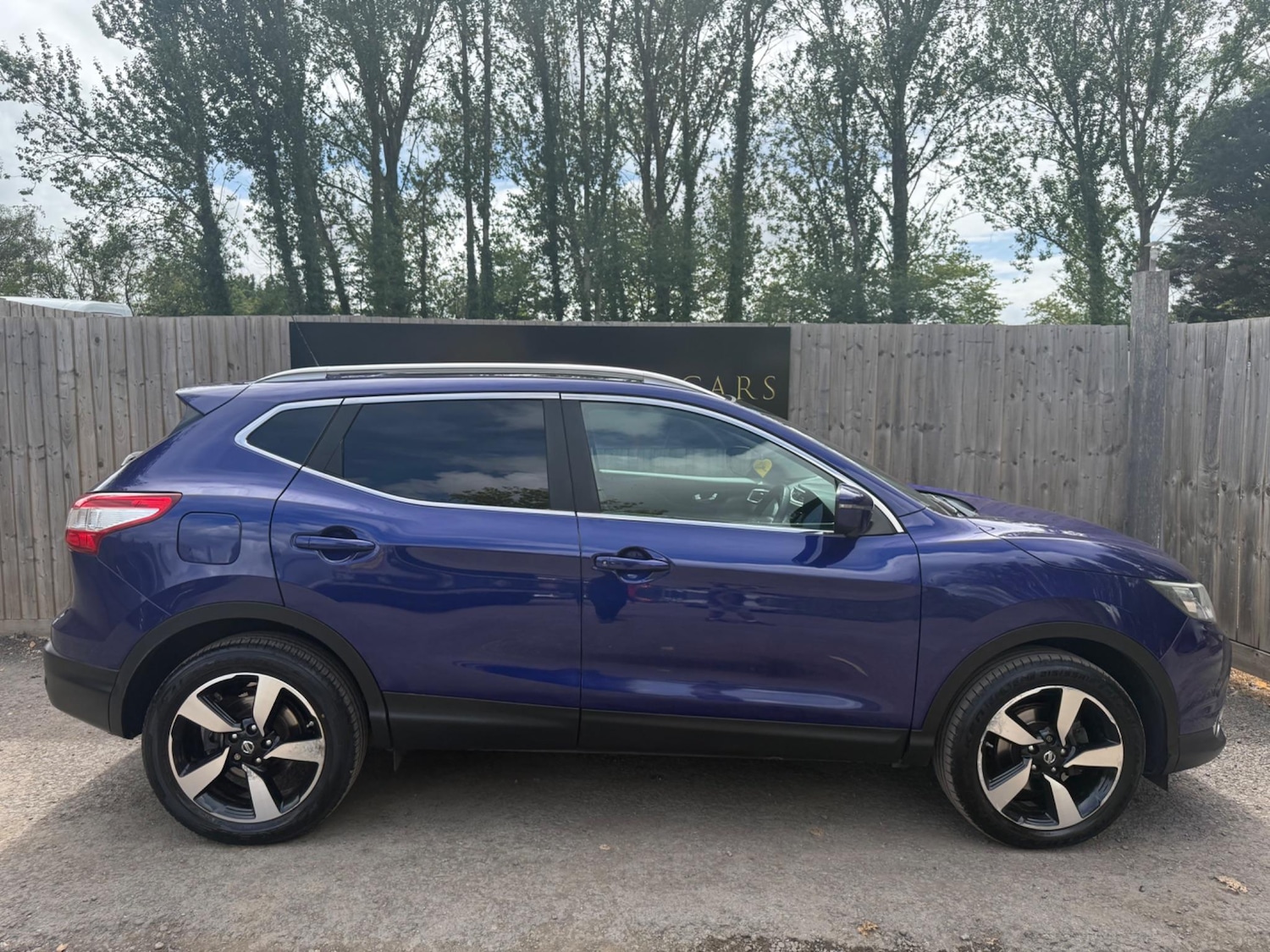 Used Nissan Qashqai 2015 for sale - 76608338: Photo 7