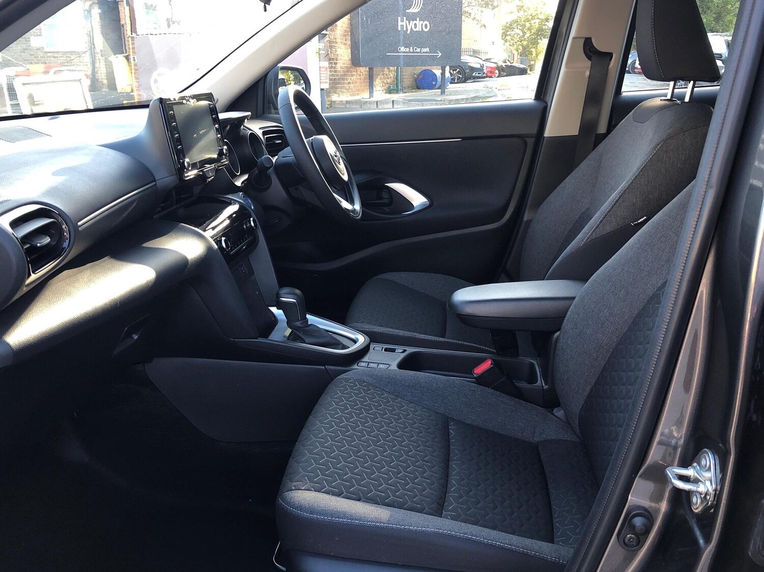 Used Toyota Yaris 2023 for sale - 76017637: Photo 10