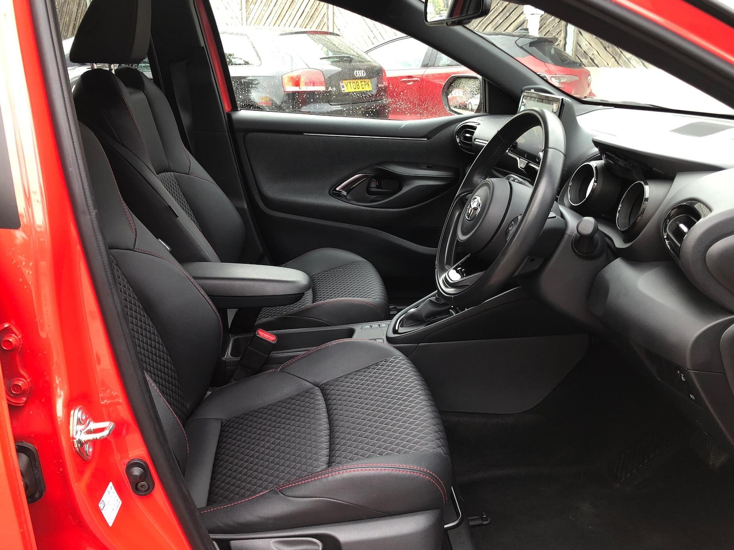 Used Toyota Yaris 2020 for sale - 76139821: Photo 13
