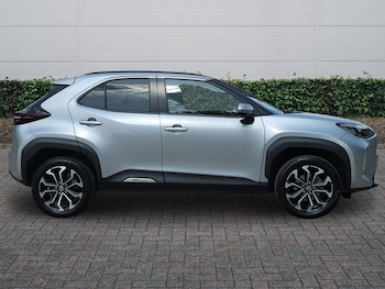Used Toyota Yaris Cross 2024 for sale - 79318341: Photo