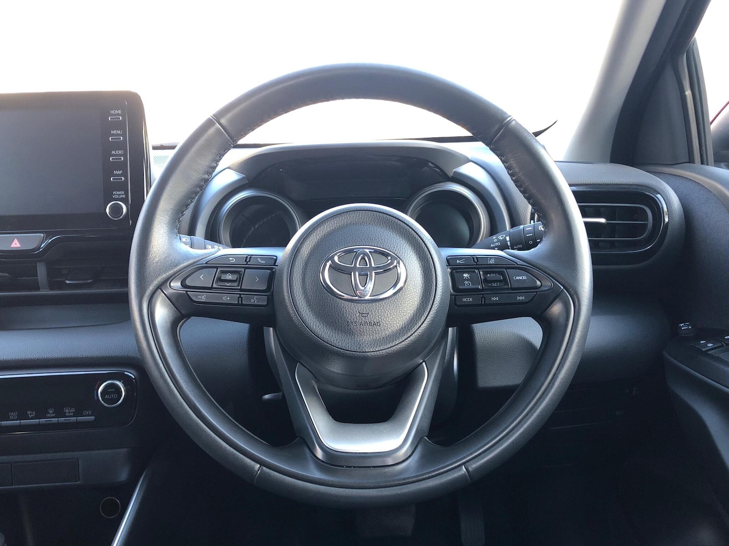 Used Toyota Yaris 2023 for sale - 76154334: Photo 14
