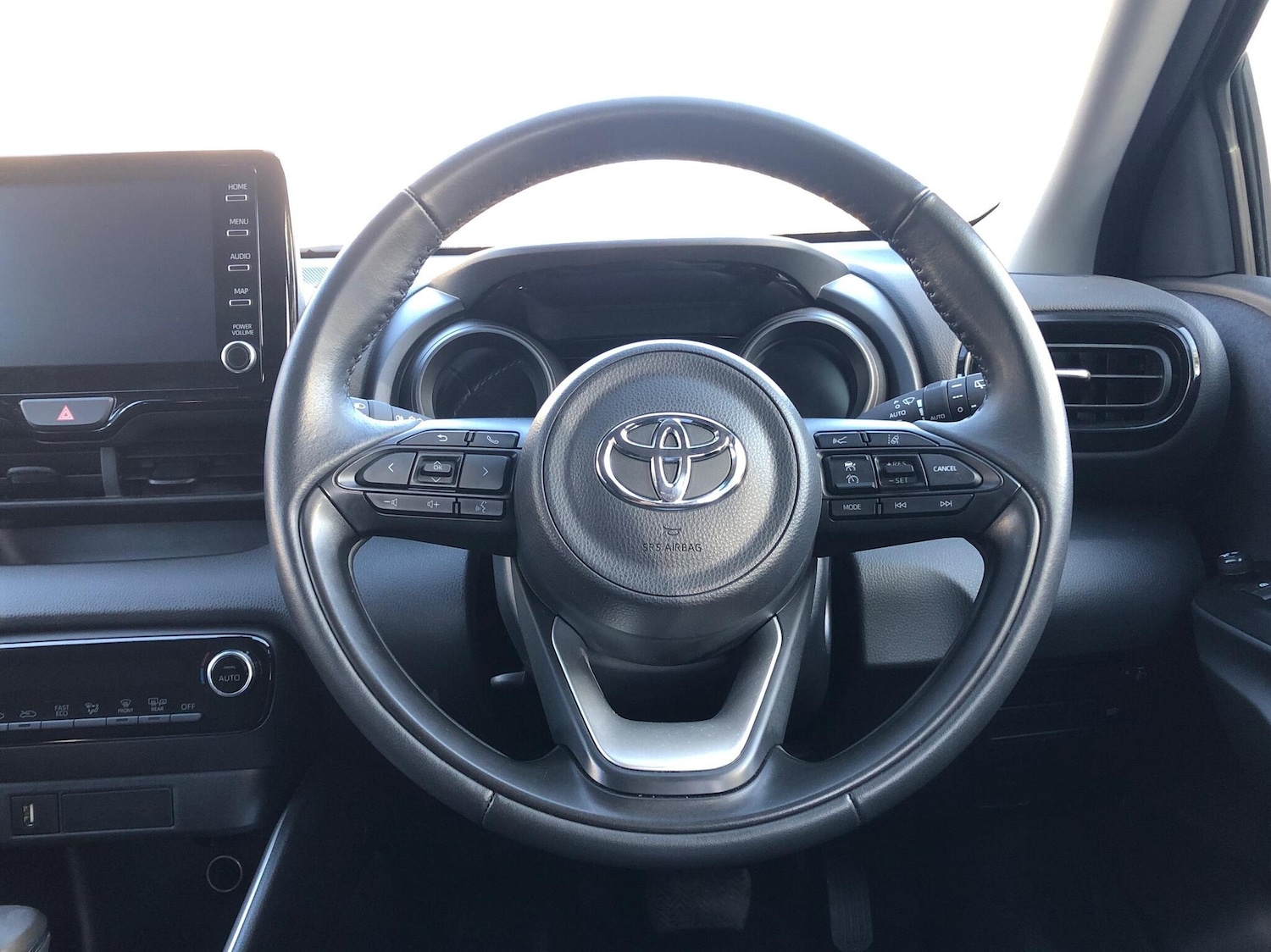Used Toyota Yaris 2023 for sale - 76154334: Photo 15