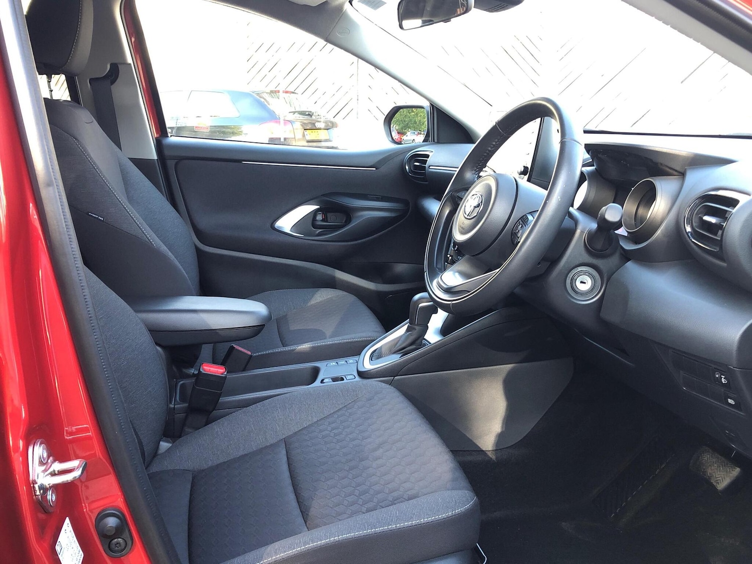 Used Toyota Yaris 2023 for sale - 76154334: Photo 19
