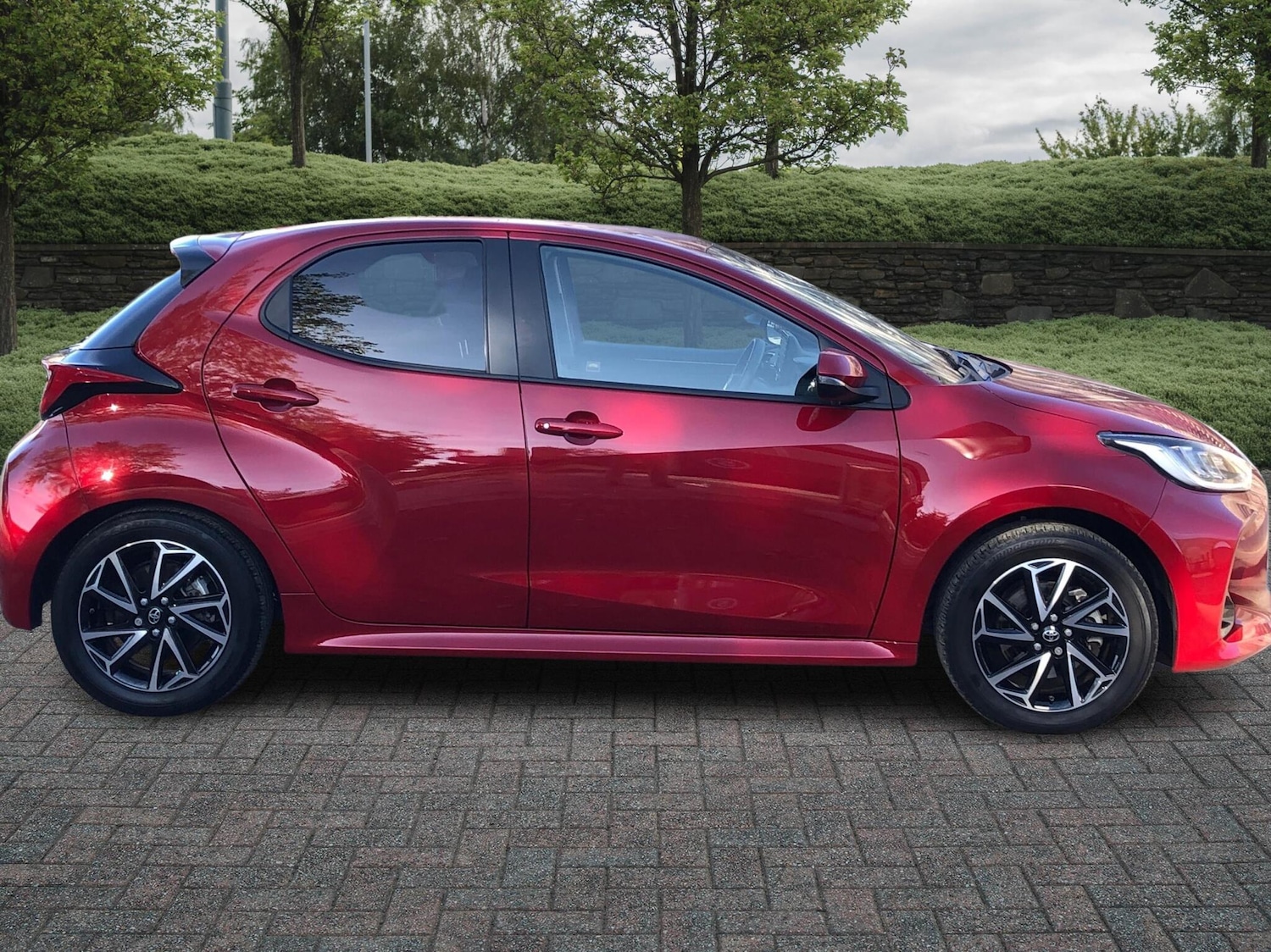 Used Toyota Yaris 2023 for sale - 76154334: Photo 8