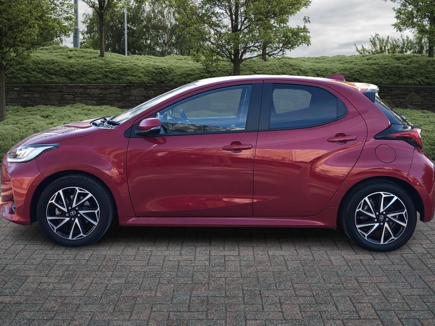 Used Toyota Yaris 2023 for sale - 76154334: Photo 9