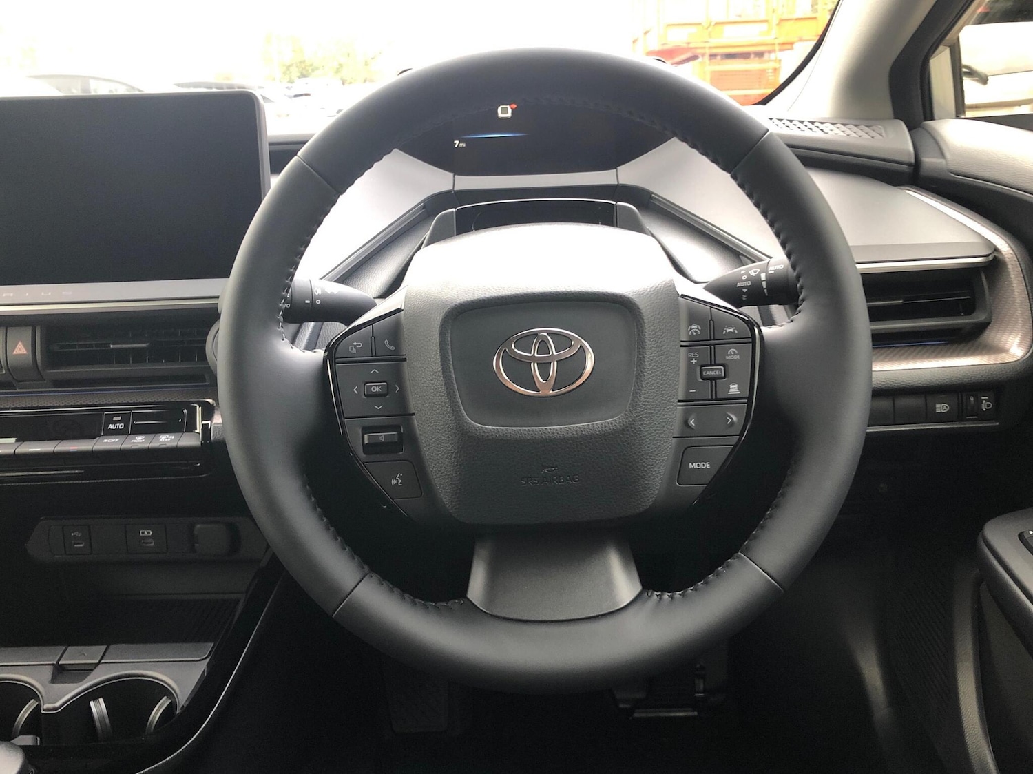 Used Toyota Prius 2025 for sale - 76528686: Photo 11