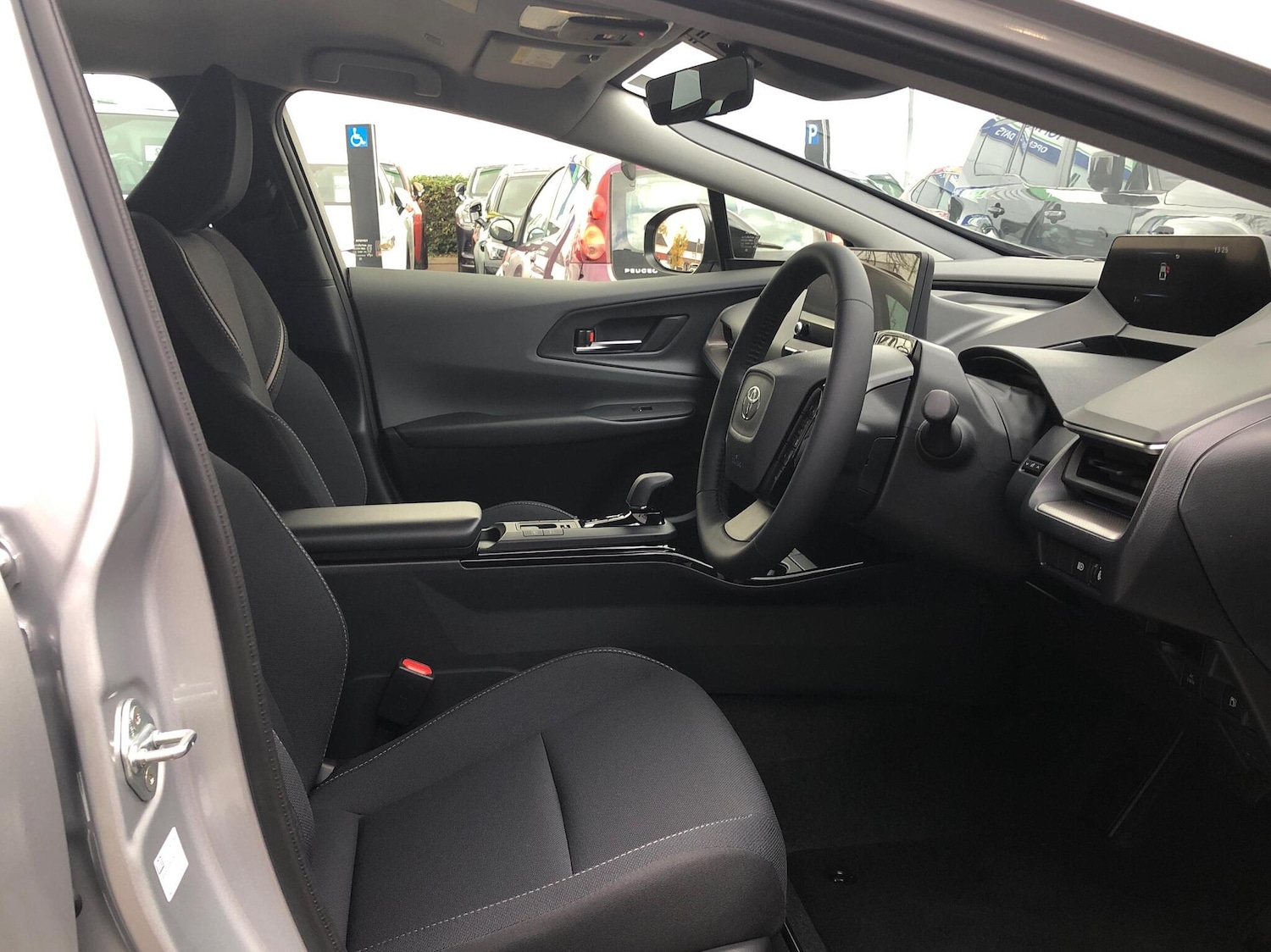 Used Toyota Prius 2025 for sale - 76528686: Photo 15