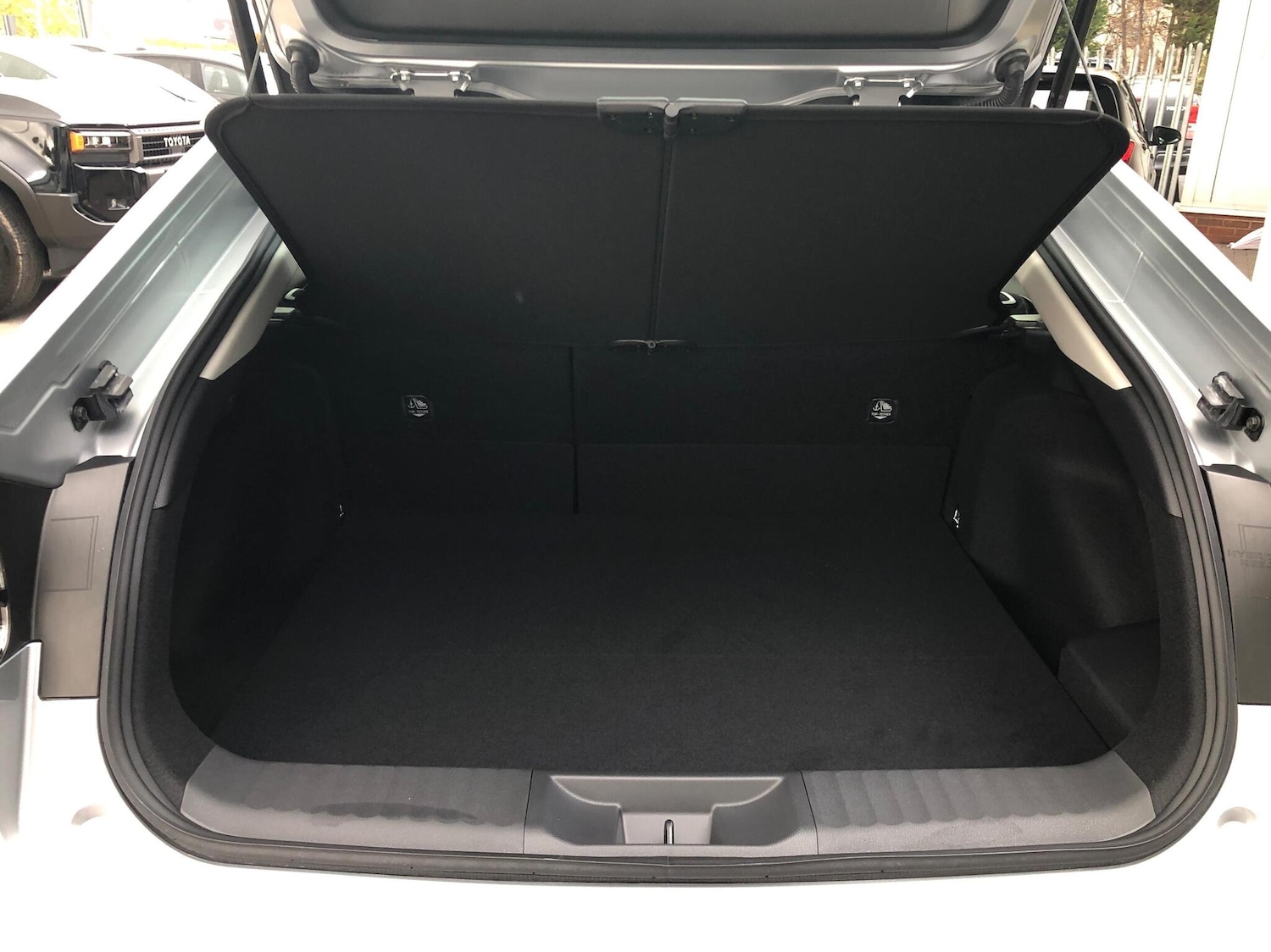 Used Toyota Prius 2025 for sale - 76528686: Photo 9