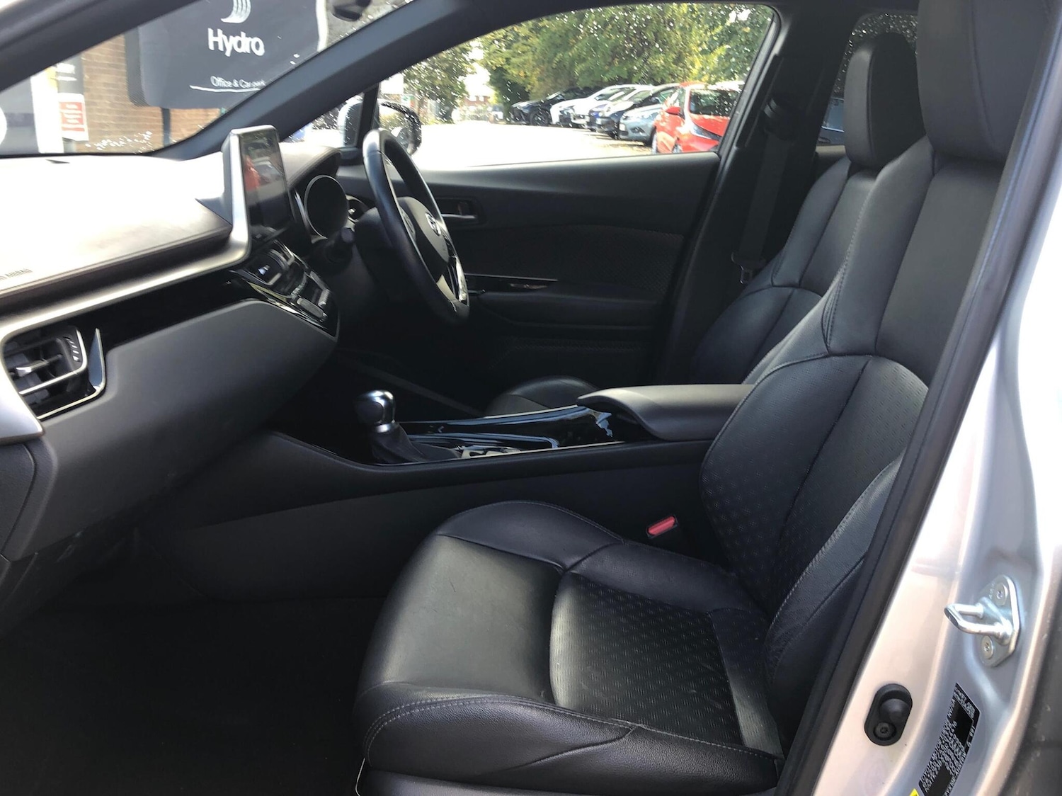 Used Toyota C-HR 2019 for sale - 76635360: Photo 17